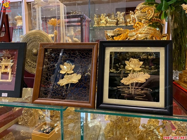 Bộ sưu tập tranh hoa sen bằng đồng - quà tặng đẹp và trang nhã