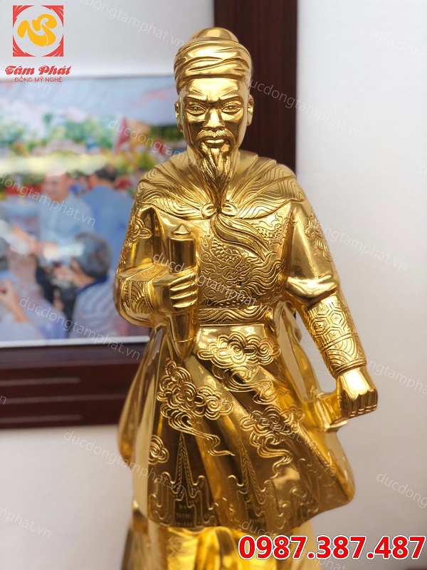 cong-trinh-duc-600-tuong-dong-tran-quoc-tuan-kham-va-ma-vang-cao-cap.1