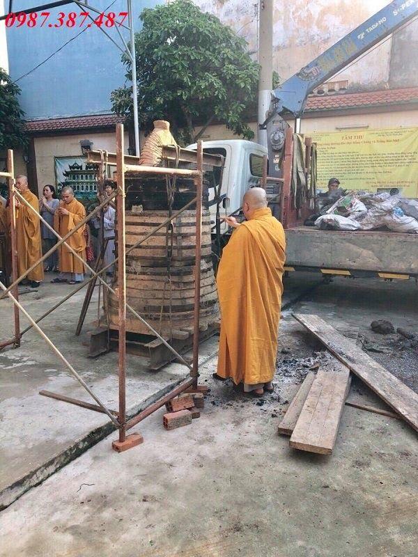Đúc chuông đồng chuông chùa Phổ Huệ TP Hồ Chí Minh cao 1m6 nặng 350kg