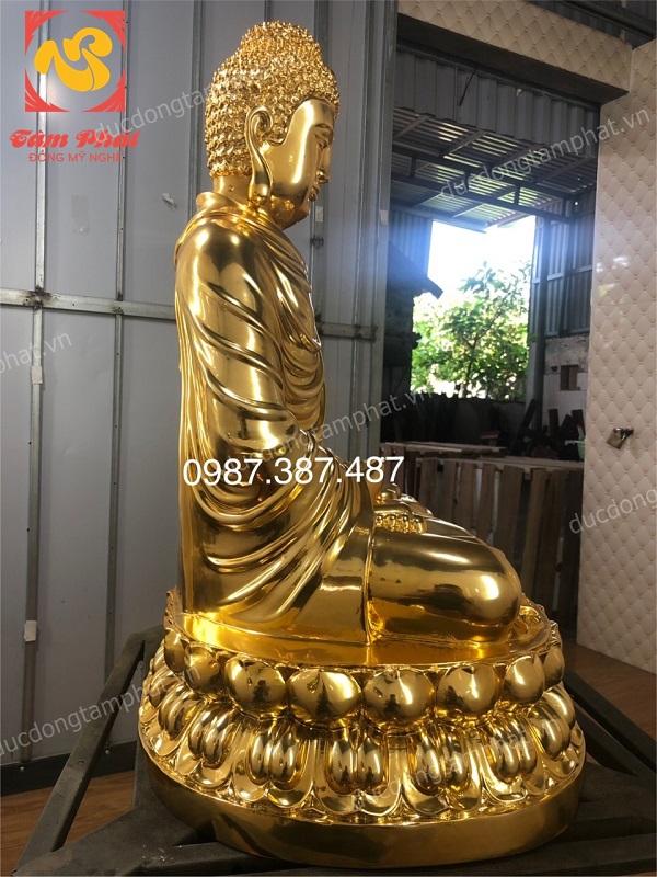 Đúc tượng Phật Thích Ca Mâu Ni cao 70cm bằng đồng mạ vàng 24k