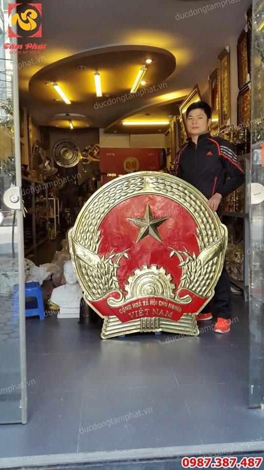 Nhận đúc Quốc huy bằng đồng đường kính 1m5 cho Toà án tối cao thành phố Hồ Chí Minh.!.