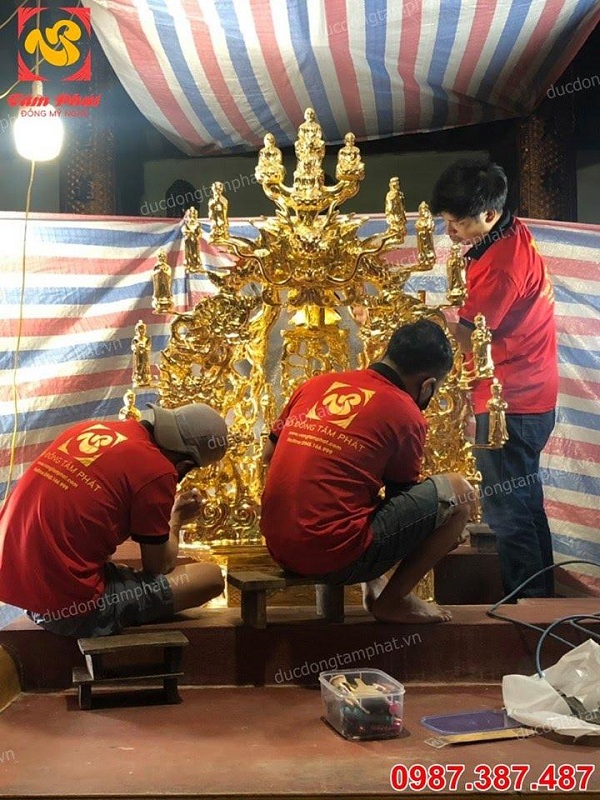 Nơi đúc toà Cửu Long bằng đồng thếp vàng tại chân công trình đình chùa miếu mạo...!