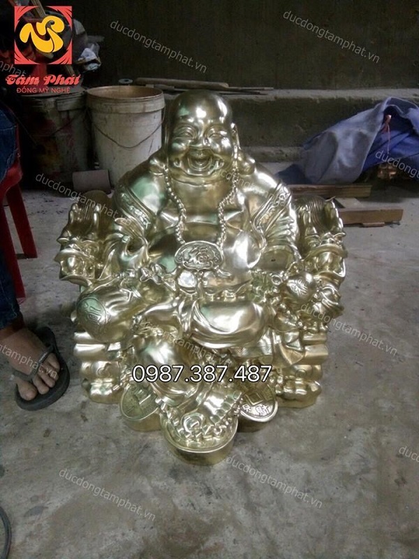 Tượng Phật Di Lặc cao 60cm đồng vàng cát tút ngồi ngai