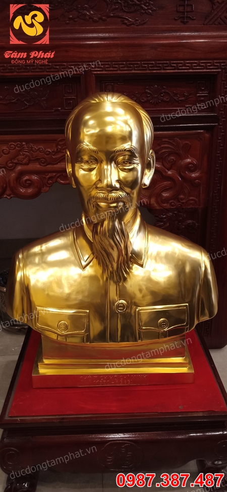 Tượng Bác Hồ bằng đồng mạ vàng 24k cao 60cm
