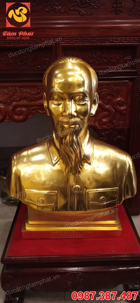 Tượng Bác Hồ bằng đồng mạ vàng 24k cao 60cm