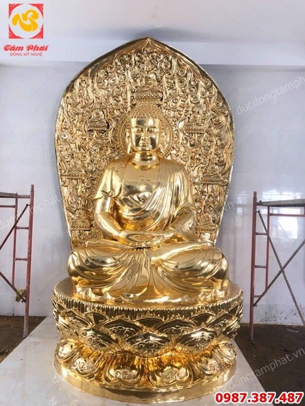 Tượng Phật Adida cao 4m bằng đồng thếp vàng 9999 an tọa tại Cần Thơ
